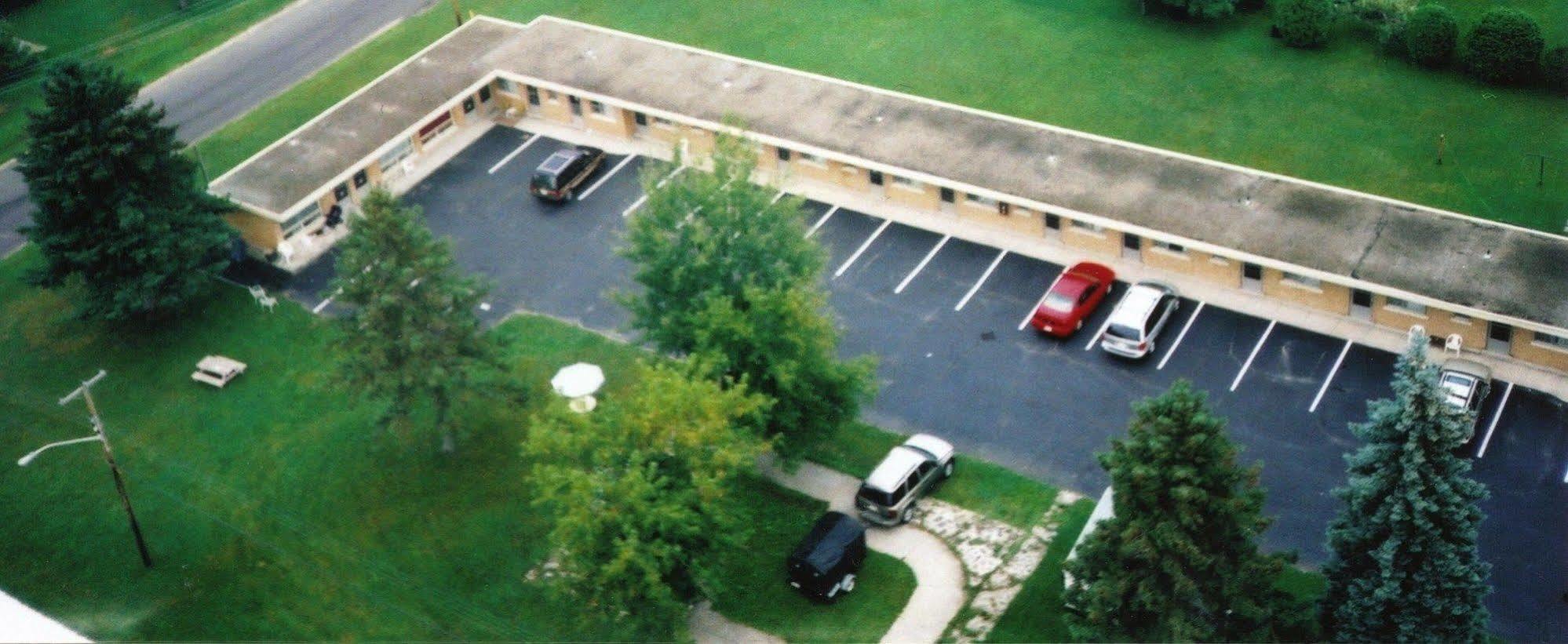 Walkerton Inn Motel Exteriör bild